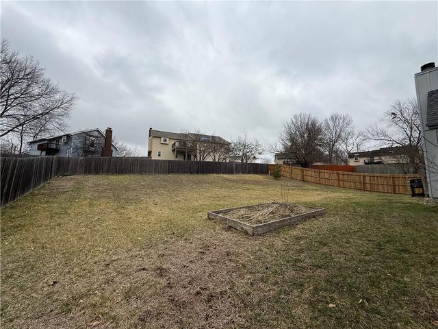 1418 NE 83rd Street, Kansas City, MO 64118