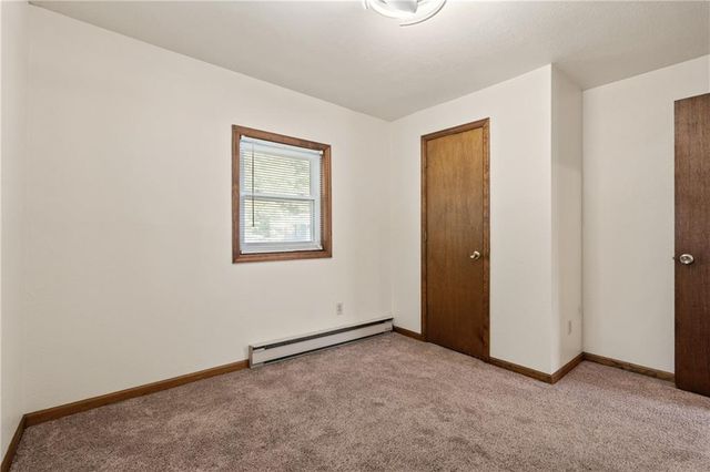 307 N Bradley Street, Harrisonville, MO 64701