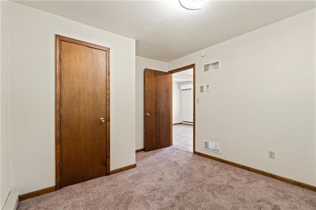 307 N Bradley Street, Harrisonville, MO 64701