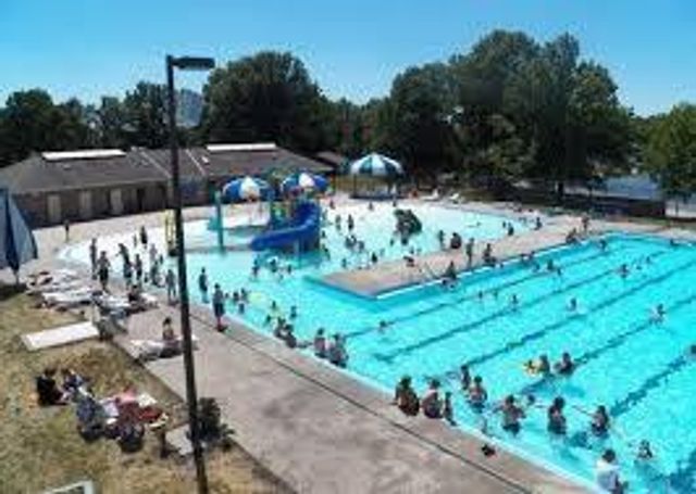 307 N Bradley Street, Harrisonville, MO 64701