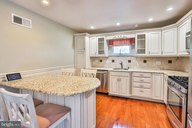 9898 WISTARIA ST, Philadelphia, PA 19115
