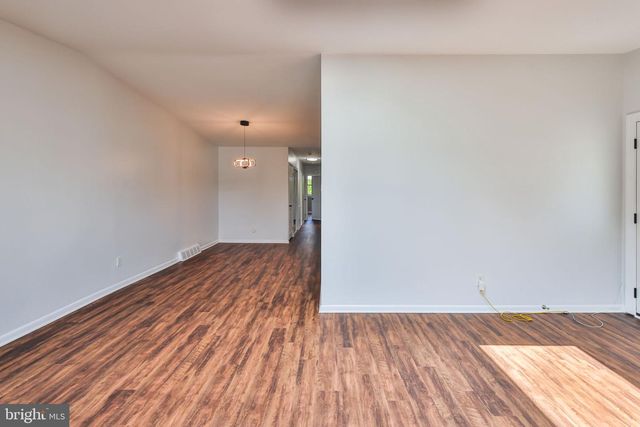 9898 WISTARIA ST, Philadelphia, PA 19115