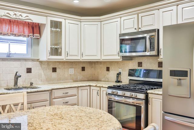 9898 WISTARIA ST, Philadelphia, PA 19115