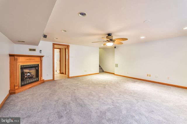 9898 WISTARIA ST, Philadelphia, PA 19115