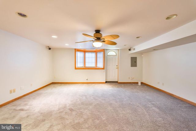 9898 WISTARIA ST, Philadelphia, PA 19115