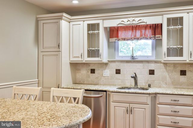 9898 WISTARIA ST, Philadelphia, PA 19115