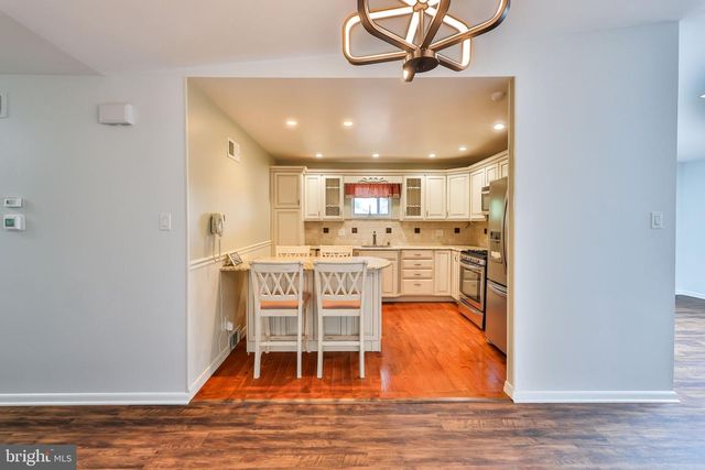9898 WISTARIA ST, Philadelphia, PA 19115