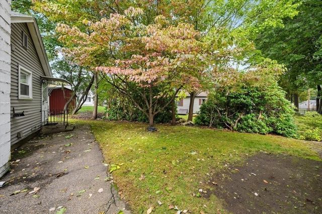 18 Bay View Dr, Shrewsbury, MA 01545