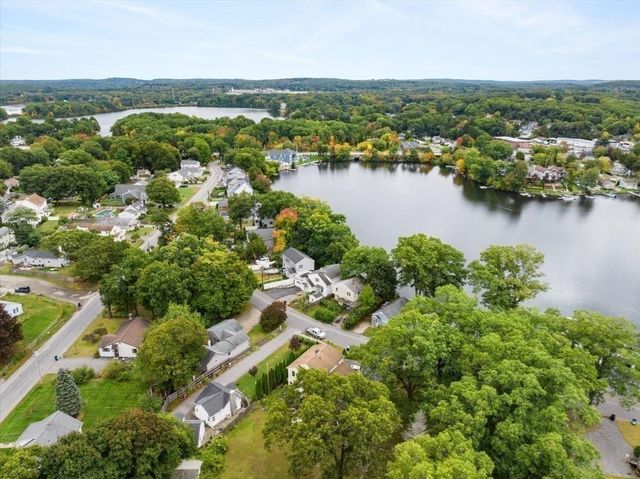 18 Bay View Dr, Shrewsbury, MA 01545