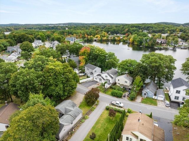 18 Bay View Dr, Shrewsbury, MA 01545