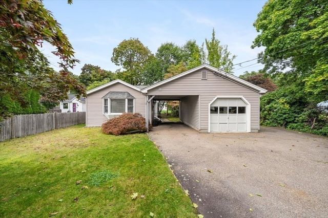 18 Bay View Dr, Shrewsbury, MA 01545
