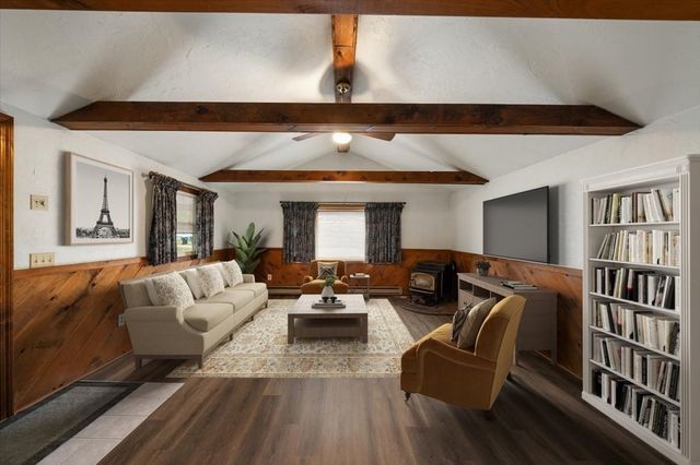 18 Bay View Dr, Shrewsbury, MA 01545