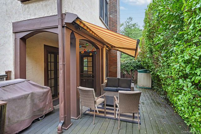72 W Hartsdale Avenue, Hartsdale, NY 10530