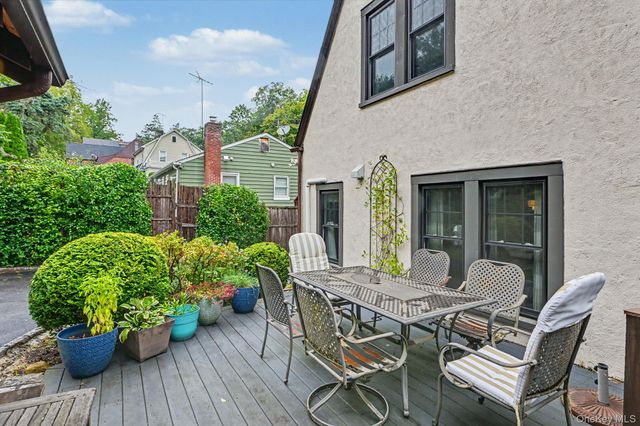 72 W Hartsdale Avenue, Hartsdale, NY 10530