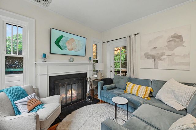 72 W Hartsdale Avenue, Hartsdale, NY 10530