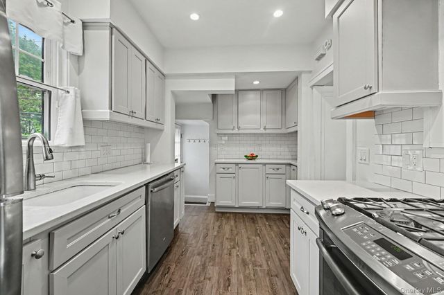 72 W Hartsdale Avenue, Hartsdale, NY 10530