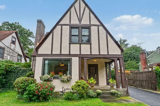 72 W Hartsdale Avenue, Hartsdale, NY 10530