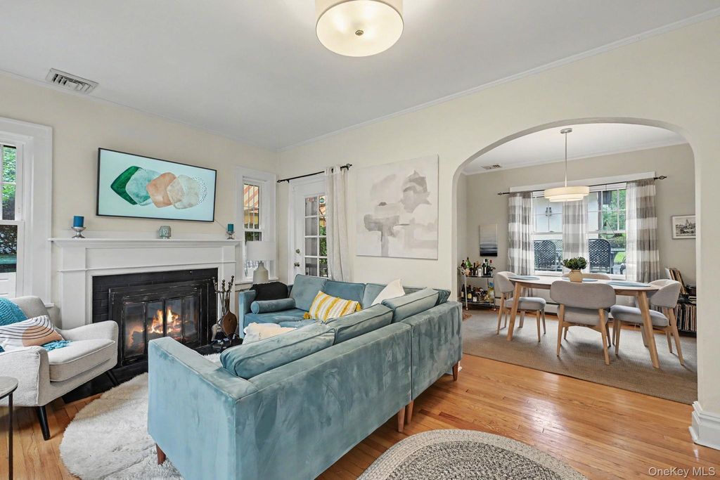 72 W Hartsdale Avenue, Hartsdale, NY 10530 — photo 3