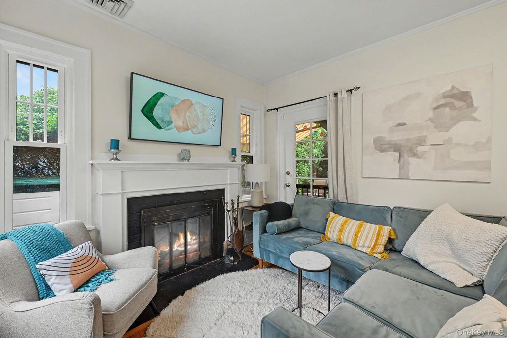 72 W Hartsdale Avenue, Hartsdale, NY 10530 — photo 4