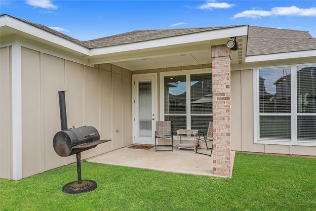 5913 Eldora Drive, College Station, TX 77845