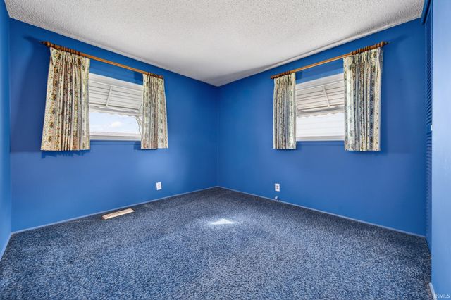 415 N LENFESTY Avenue, Marion, IN 46952