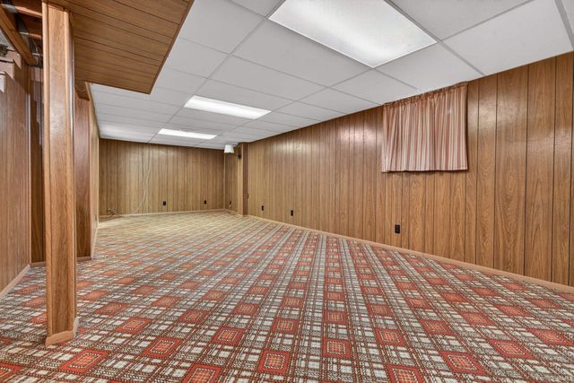 415 N LENFESTY Avenue, Marion, IN 46952