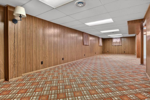 415 N LENFESTY Avenue, Marion, IN 46952