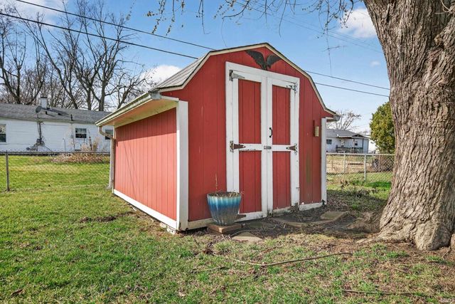 415 N LENFESTY Avenue, Marion, IN 46952