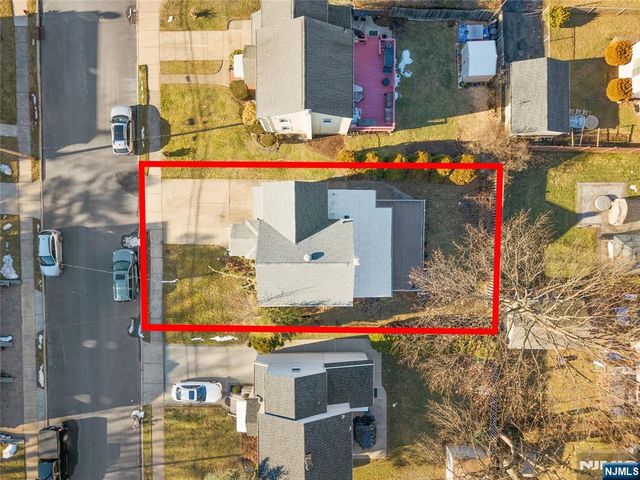 112 Dawson Avenue, Clifton, NJ 07012