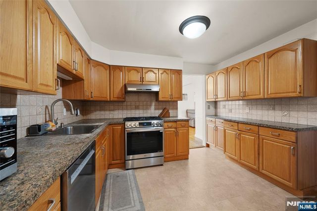 112 Dawson Avenue, Clifton, NJ 07012