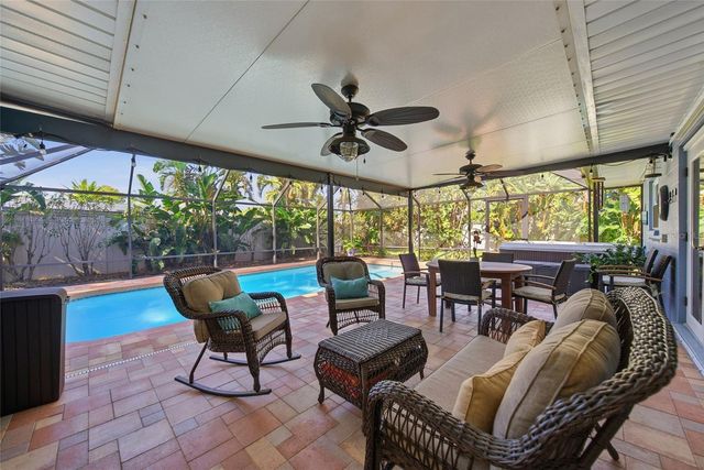 2904 NORWICH DRIVE W, Bradenton, FL 34205