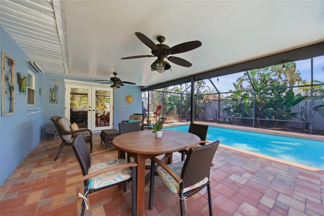 2904 NORWICH DRIVE W, Bradenton, FL 34205