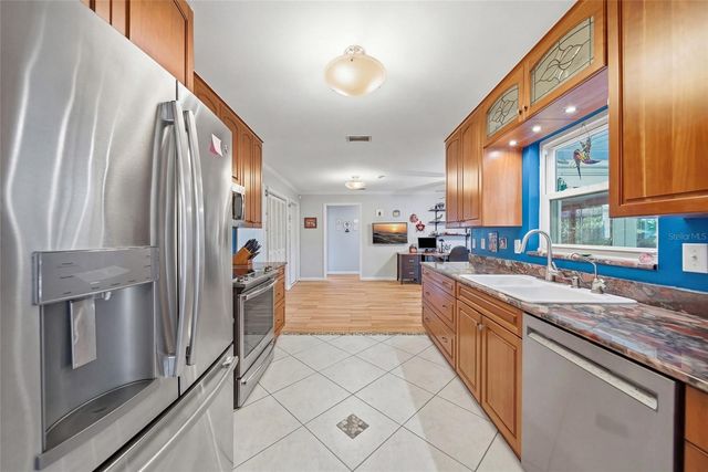 2904 NORWICH DRIVE W, Bradenton, FL 34205