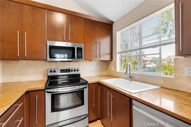 7250 Calle Cristobal 36, San Diego, CA 92126