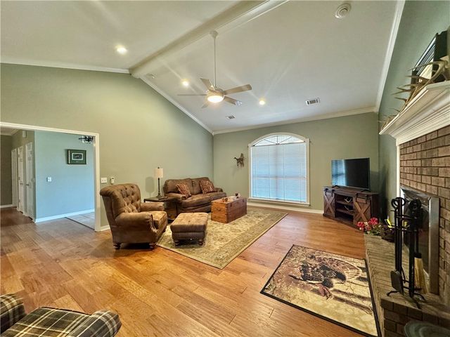 5 Tiffany Lane, Clarksville, AR 72830