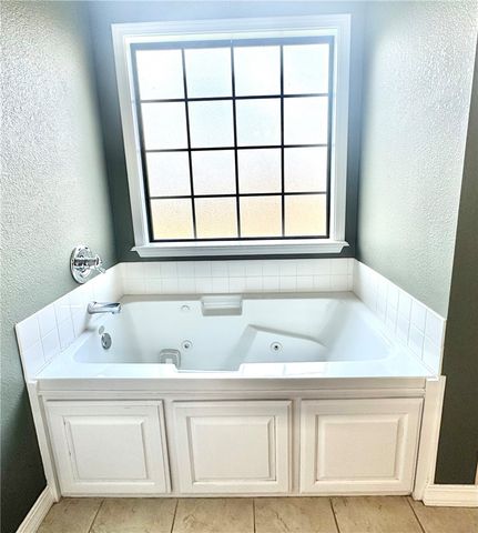 5 Tiffany Lane, Clarksville, AR 72830