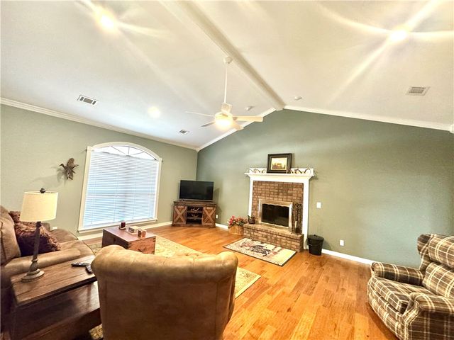 5 Tiffany Lane, Clarksville, AR 72830