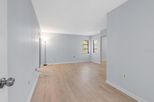 2650 COUNTRYSIDE BOULEVARD B307, Clearwater, FL 33761