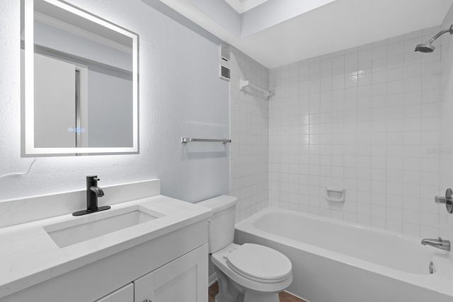 2650 COUNTRYSIDE BOULEVARD B307, Clearwater, FL 33761