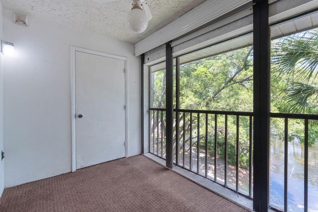 2650 COUNTRYSIDE BOULEVARD B307, Clearwater, FL 33761