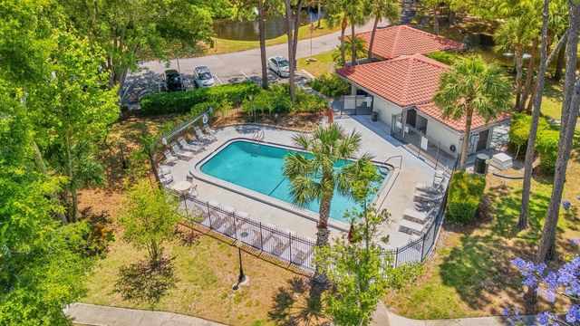 2650 COUNTRYSIDE BOULEVARD B307, Clearwater, FL 33761