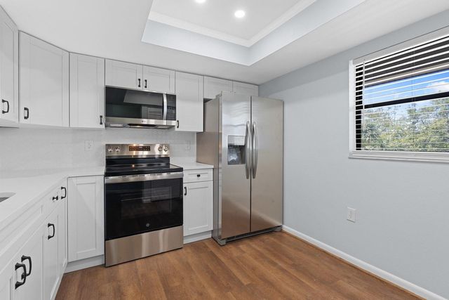 2650 COUNTRYSIDE BOULEVARD B307, Clearwater, FL 33761