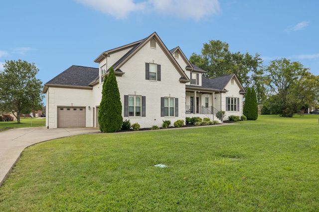 1404 Stewart Creek Rd, Murfreesboro, TN 37129