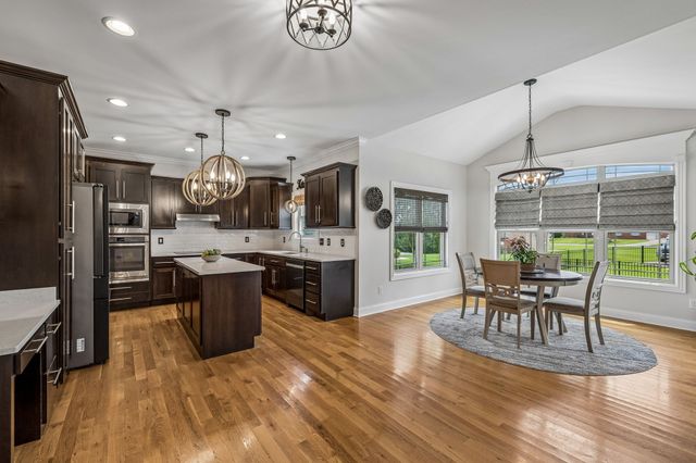 1404 Stewart Creek Rd, Murfreesboro, TN 37129