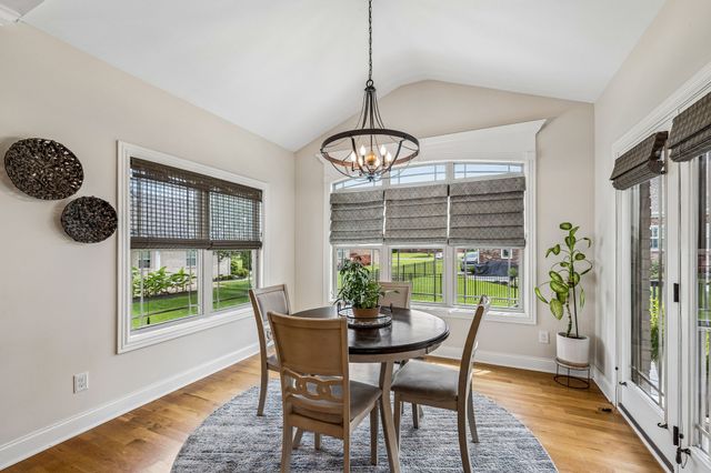 1404 Stewart Creek Rd, Murfreesboro, TN 37129