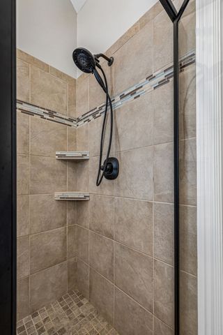 1404 Stewart Creek Rd, Murfreesboro, TN 37129