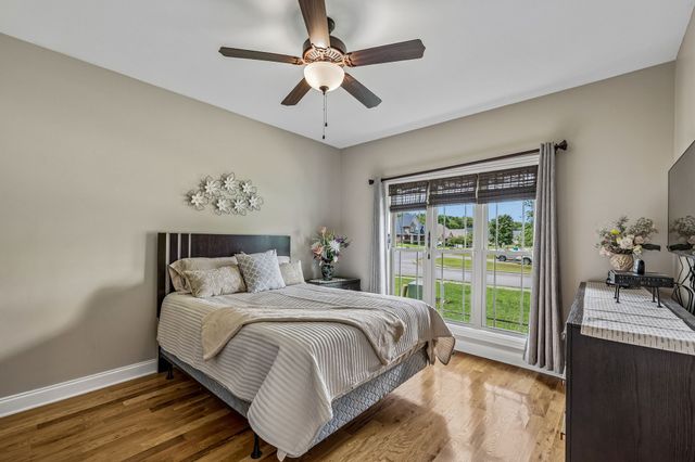 1404 Stewart Creek Rd, Murfreesboro, TN 37129