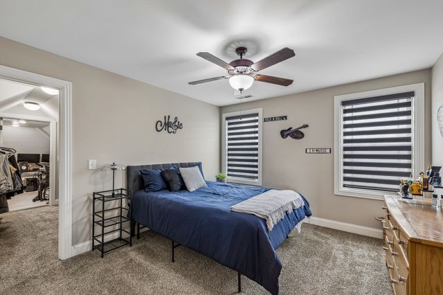 1404 Stewart Creek Rd, Murfreesboro, TN 37129