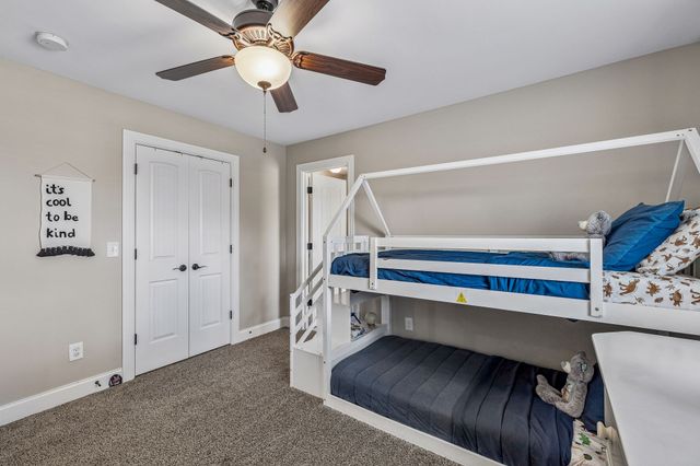 1404 Stewart Creek Rd, Murfreesboro, TN 37129