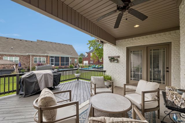 1404 Stewart Creek Rd, Murfreesboro, TN 37129